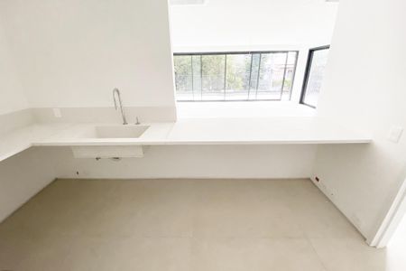 Apartamento à venda com 261m², 3 quartos e 2 vagasCozinha