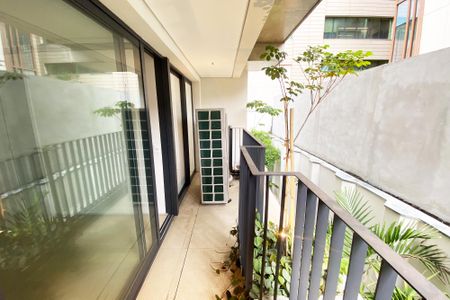 Apartamento à venda com 261m², 3 quartos e 2 vagasVaranda da Suíte 1