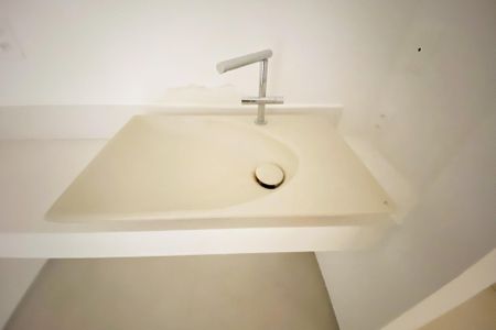 Apartamento à venda com 261m², 3 quartos e 2 vagasBanheiro da Suíte 1