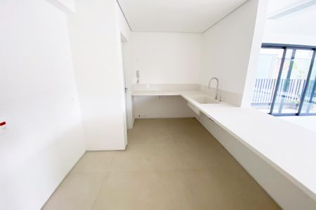Apartamento à venda com 261m², 3 quartos e 2 vagasCozinha