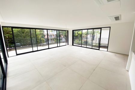 Apartamento à venda com 261m², 3 quartos e 2 vagasSala