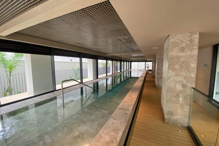 Apartamento à venda com 261m², 3 quartos e 2 vagasÁrea comum - Piscina