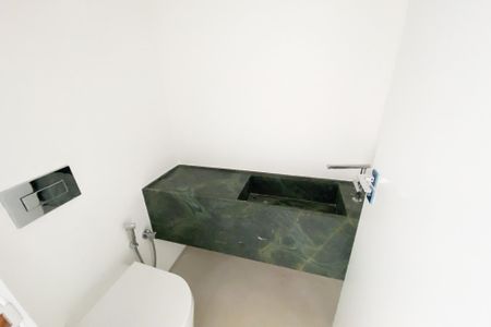 Apartamento à venda com 261m², 3 quartos e 2 vagasLavabo