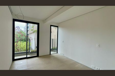 Apartamento à venda com 316m², 4 quartos e 2 vagasSuíte 2