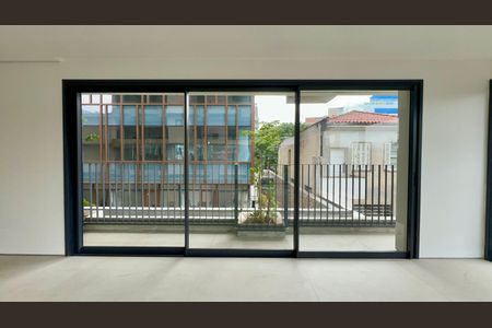 Apartamento à venda com 316m², 4 quartos e 2 vagasVaranda