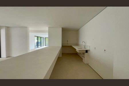 Apartamento à venda com 316m², 4 quartos e 2 vagasCozinha