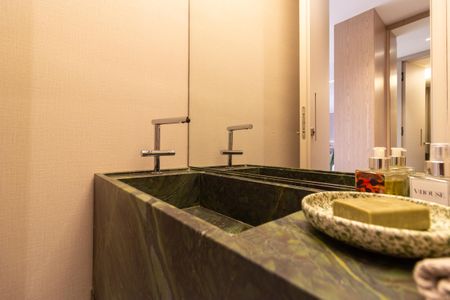 Lavabo de apartamento à venda com 1 quarto, 82m² em Jardim Paulista, São Paulo