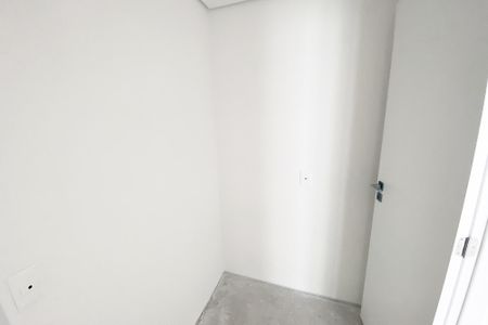 Apartamento à venda com 157m², 2 quartos e 2 vagasCloset Suíte 1