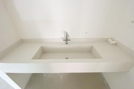 Apartamento à venda com 157m², 2 quartos e 2 vagasBanheiro Suíte 2