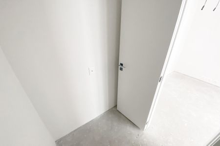 Apartamento à venda com 157m², 2 quartos e 2 vagasCloset Suíte 1