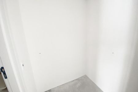 Apartamento à venda com 157m², 2 quartos e 2 vagasCloset Suíte 1