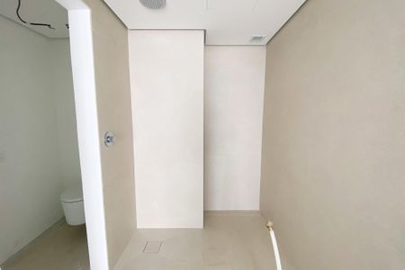 Apartamento à venda com 157m², 2 quartos e 2 vagasBanheiro Suíte 2