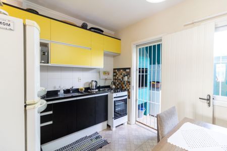 Casa de condomínio à venda com 124m², 4 quartos e 1 vaga Casa de condomínio à venda com 124m², 4 quartos e 1 vagaCozinha