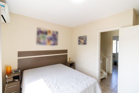 Casa de condomínio à venda com 124m², 4 quartos e 1 vaga Casa de condomínio à venda com 124m², 4 quartos e 1 vagaQuarto 1