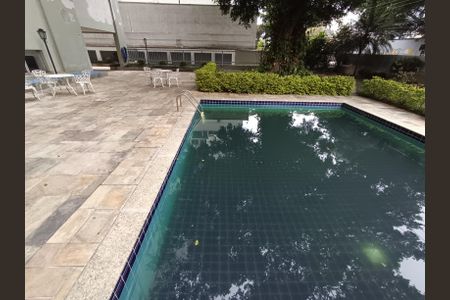 Apartamento para alugar com 61m², 2 quartos e 1 vaga Apartamento para alugar com 61m², 2 quartos e 1 vagaÁrea comum - Piscina