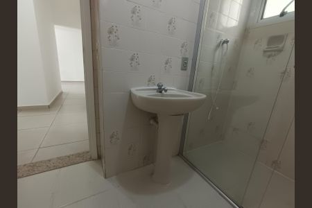 Apartamento para alugar com 61m², 2 quartos e 1 vaga Apartamento para alugar com 61m², 2 quartos e 1 vagaBanheiro