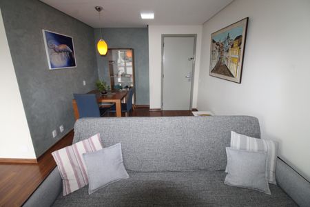 Apartamento para alugar com 52m², 1 quarto e 1 vagaSala