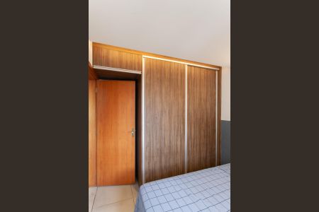 Apartamento à venda com 54m², 2 quartos e 1 vagaQuarto 1