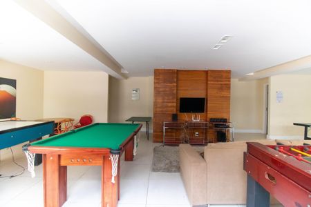 Apartamento à venda com 75m², 2 quartos e 1 vagaÁrea comum