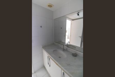 Apartamento à venda com 75m², 2 quartos e 1 vagaBanheiro Social