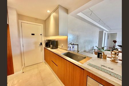 Apartamento à venda com 145m², 3 quartos e 2 vagasCozinha