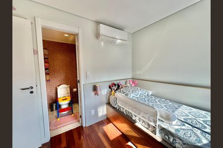 Apartamento à venda com 145m², 3 quartos e 2 vagasSuíte 3