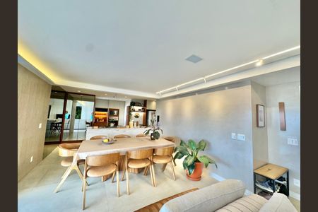 Sala de apartamento à venda com 3 quartos, 145m² em Campo Belo, São Paulo