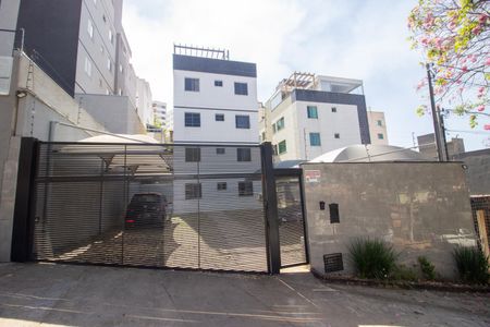 Apartamento à venda com 73m², 2 quartos e 1 vaga Apartamento à venda com 73m², 2 quartos e 1 vagaFachada