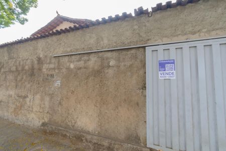 Casa para alugar com 464m², 3 quartos e 4 vagasFachada