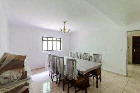 Casa à venda com 310m², 3 quartos e 8 vagasSala