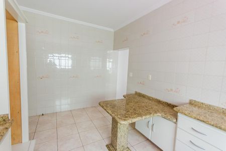 Casa à venda com 310m², 3 quartos e 8 vagasCozinha