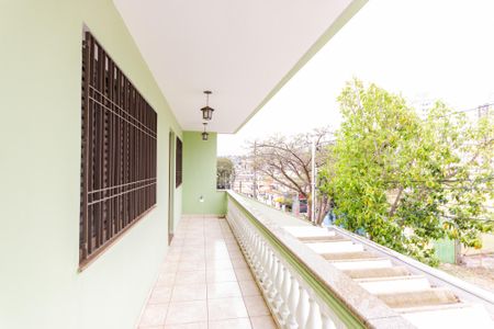 Casa à venda com 310m², 3 quartos e 8 vagasVaranda da Sala