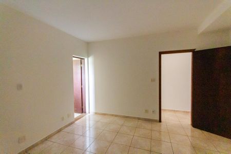 Casa à venda com 310m², 3 quartos e 8 vagasSuíte 3