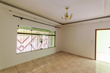 Casa à venda com 310m², 3 quartos e 8 vagasSala