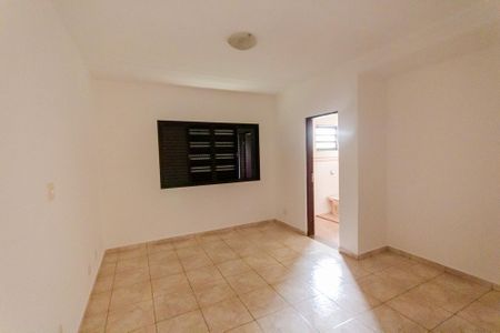 Casa à venda com 310m², 3 quartos e 8 vagasSuíte 2