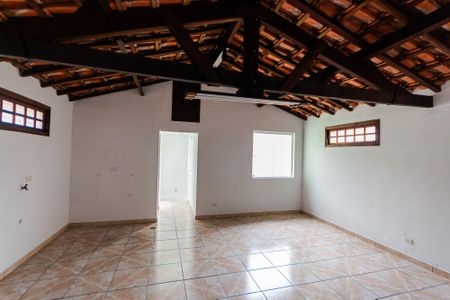 Casa à venda com 310m², 3 quartos e 8 vagasCobertura