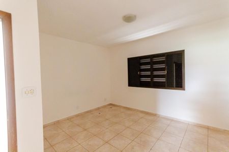 Casa à venda com 310m², 3 quartos e 8 vagasSuíte 1