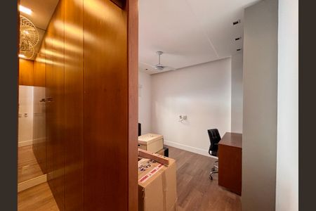 Casa à venda com 180m², 3 quartos e 1 vagaQuarto 2 - closet