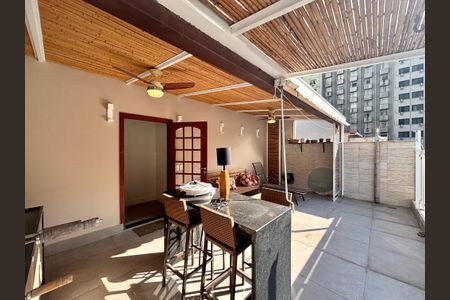 Casa à venda com 180m², 3 quartos e 1 vagaCobertura