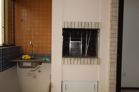 Apartamento à venda com 82m², 2 quartos e 2 vagasÁrea de Serviço