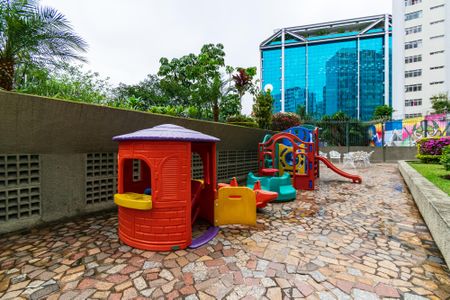 Apartamento para alugar com 85m², 3 quartos e 1 vaga Apartamento para alugar com 85m², 3 quartos e 1 vagaÁrea comum - Playground