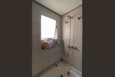 Apartamento à venda com 117m², 3 quartos e 2 vagasBanheiro da Suíte