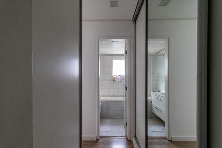 Apartamento à venda com 117m², 3 quartos e 2 vagasCloset da suíte