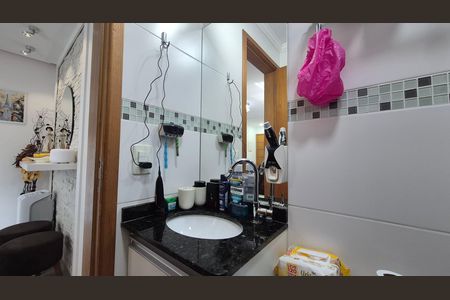 Apartamento para alugar com 100m², 2 quartos e 2 vagas Apartamento para alugar com 100m², 2 quartos e 2 vagasBanheiro