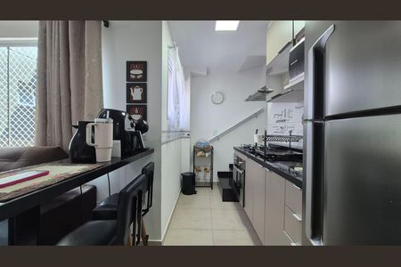 Apartamento para alugar com 100m², 2 quartos e 2 vagas Apartamento para alugar com 100m², 2 quartos e 2 vagasCozinha