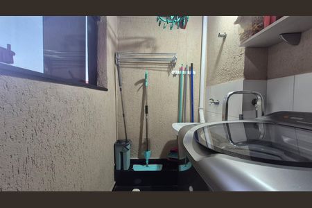 Apartamento para alugar com 100m², 2 quartos e 2 vagas Apartamento para alugar com 100m², 2 quartos e 2 vagasLavanderia