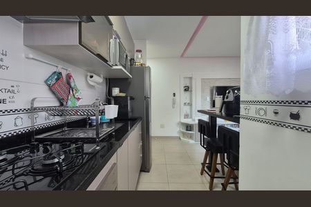 Apartamento para alugar com 100m², 2 quartos e 2 vagas Apartamento para alugar com 100m², 2 quartos e 2 vagasCozinha