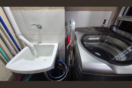 Apartamento para alugar com 100m², 2 quartos e 2 vagas Apartamento para alugar com 100m², 2 quartos e 2 vagasLavanderia