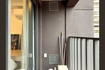 Studio à venda com 25m², 1 quarto e sem vaga Studio à venda com 25m², 1 quarto e sem vagaSacada da Cozinha