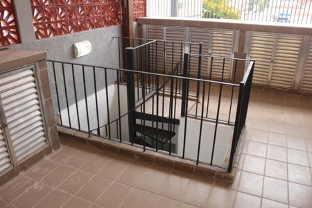 Casa à venda com 150m², 3 quartos e 1 vagaEscada